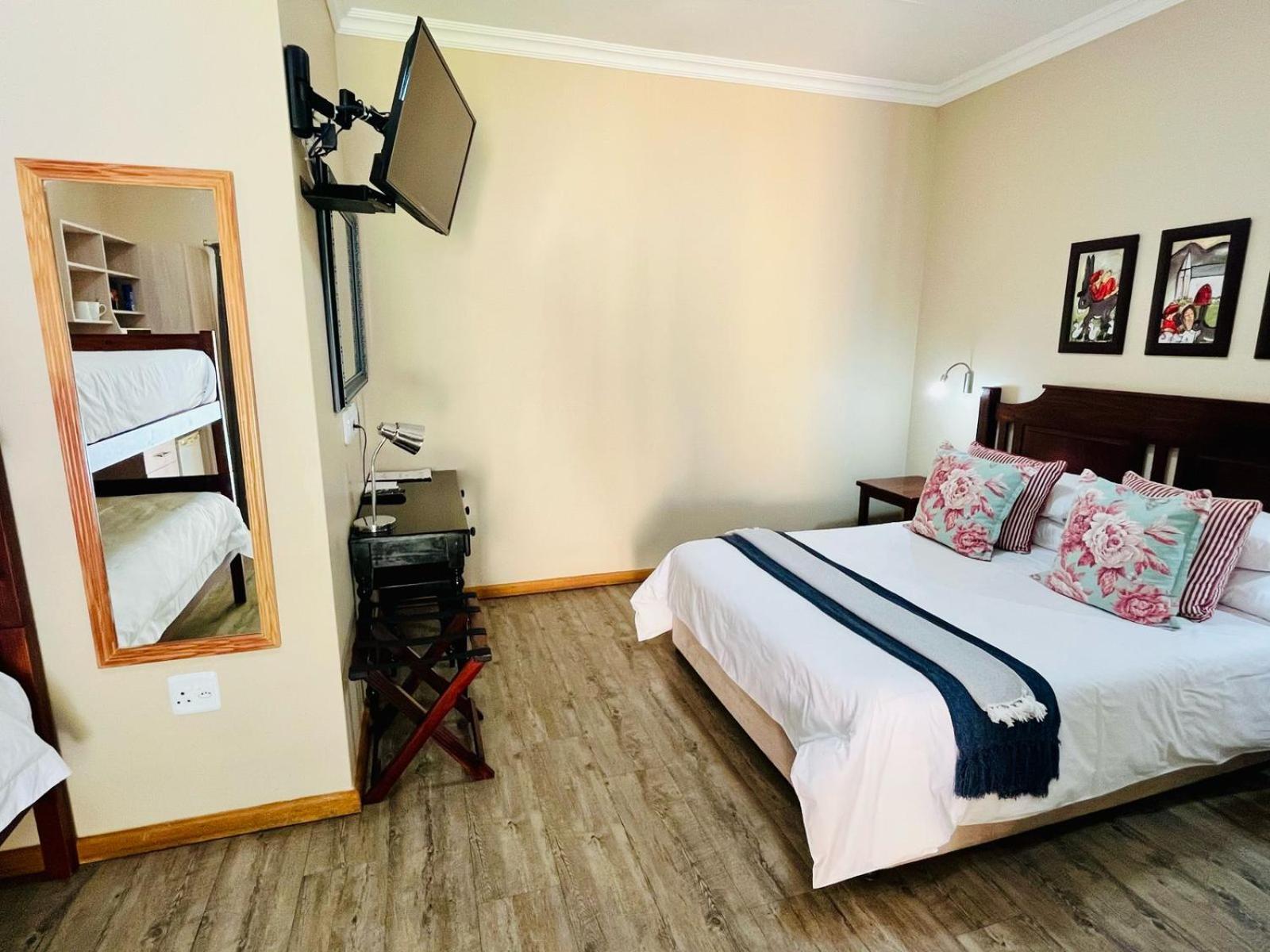 17 On Bird Guest House Бофорт-Уэст Экстерьер фото